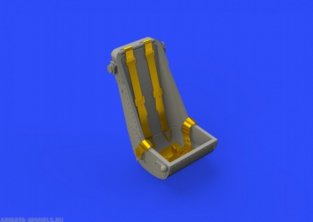 648329ED Кресло Bf 109F seat early 1/48