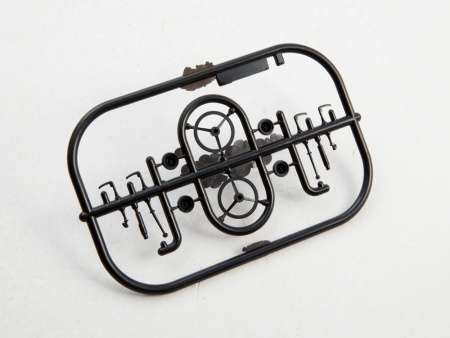 1501AVD Сборная модель Аэродромный тягач МАЗ-541 AVD Models