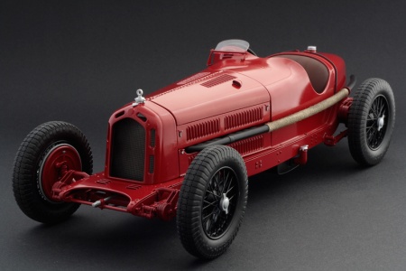 4706ИТ Автомобиль ALFA ROMEO 8C 2300 Monza Italeri