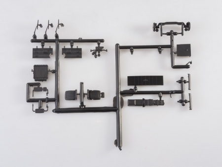 1170KIT Сборная модель МАЗ-6303 бортовой с тентом AVD Models