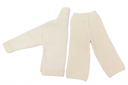 Детский вязанный костюм