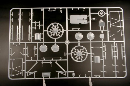 SH32065 Fokker D.II Black & White Tail Special Hobby