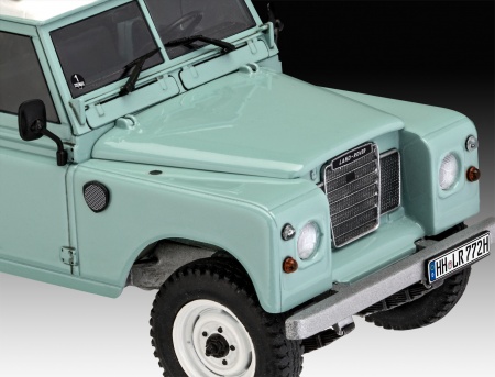67047RE Набор Автомобиль Land Rover Series III Revell