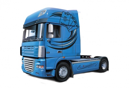 3933ИТ Грузовик DAF XF-105 SPACE AMERICA Italeri