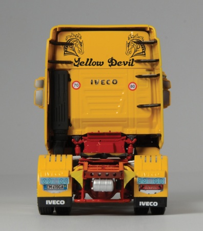 3898ИТ Грузовик Iveco Stralis Yellow Devil Italeri