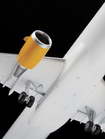 7040 Пассажирский авиалайнер Аэробус А321ceo Звезда