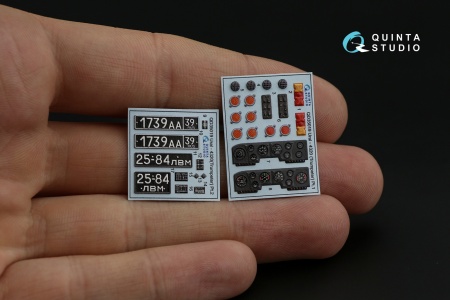 QD35019 3D Декаль интерьера кабины Урал-4320 (Trumpeter)