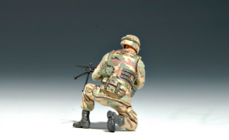 00410P US 101st Airborne Division Crew Trumpeter