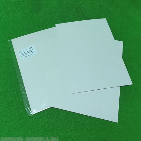 5611 картон модельный (пивной) лист 1,0 мм -175х250 мм - 2 шт