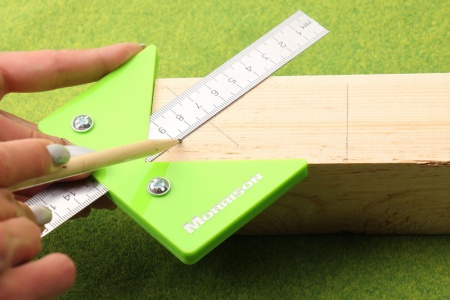 201ins004 Центроискатель