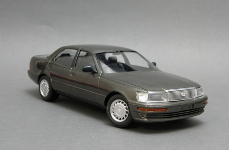 24114 Сборная модель Lexus LS400 Tamiya
