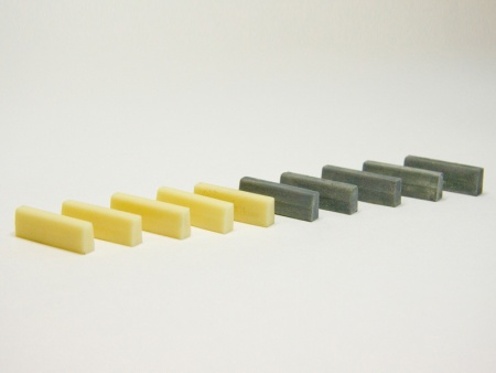 RIM35010 Совремненные бордюрные камни (10 шт), масштаб 1/35