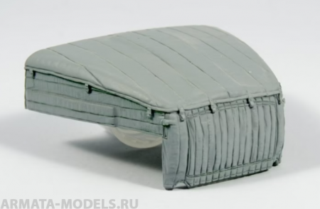 RE35-366 URAL 4320 engine deck with canvas cover