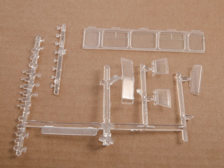 1398AVD Сборная модель Вахтовый автобус НЕФАЗ-42112 (4320) AVD Models