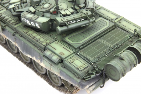 TS-028 RUSSIAN MAIN BATTLE TANK T-72B3 Meng