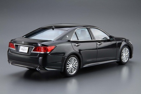 05153 Toyota Crown Athlete G '13 GRS214/AWS210 Aoshima