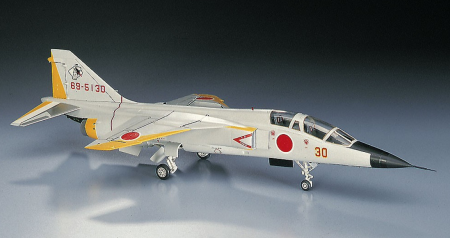 01334-Самолет MITSUBISHI T-2 Hasegawa