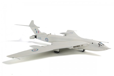 A12008 Самолет Handley Page Victor B.2 1/72 Airfix