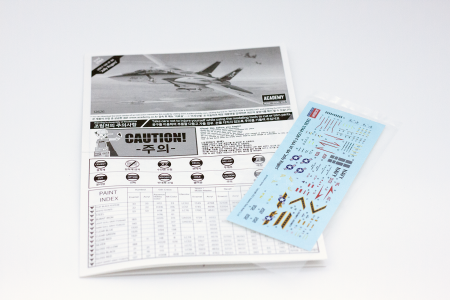 12626   Авиация  USN F-14A VF-84 Jolly Rogers Academy