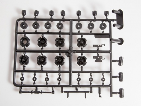 7069AVD Сборная модель МАЗ-5440 с полуприцепом МАЗ-9758 AVD Models