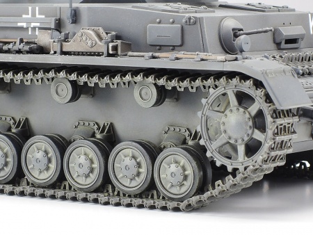 35374T Немецкий танк  Panzerkampfwagen IV Ausf.F Tamiya