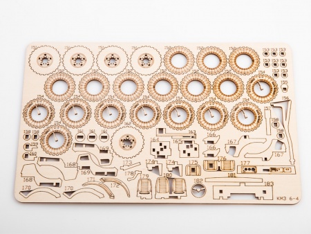 11004BAUMI Сборная модель КАМАЗ-6350 Бортовой Baumi