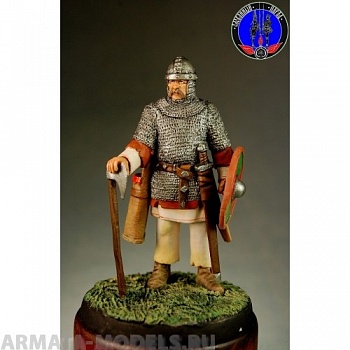 ОП.60.003 Фигура из белого металла  Русский дружинник 10 век 