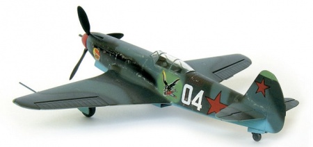 48039 Истребитель Як-9Т советского летчика-аса Ивана Степаненко ARK model