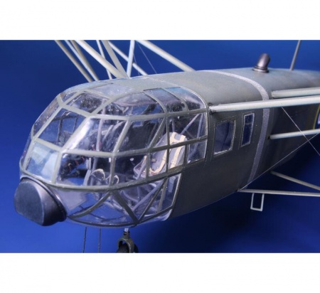 SH48201 Focke Achgelis FA 223 Drache Captured Special Hobby