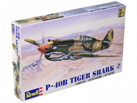 15209RE Американский истребитель  P-40B Tiger Shark Revell