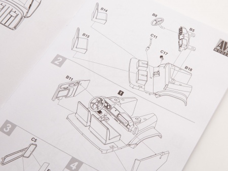 1521AVD Сборная модель Бортовой автомобиль ЗИЛ-130Г AVD Models