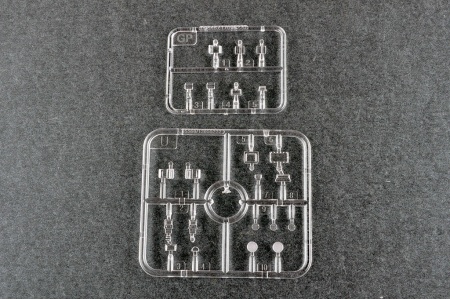 09601P Советский танк T-72 Урал Trumpeter