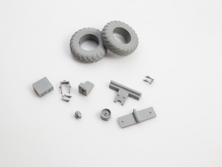 1560AVD Сборная модель Одноосный тягач МАЗ-529 AVD Models