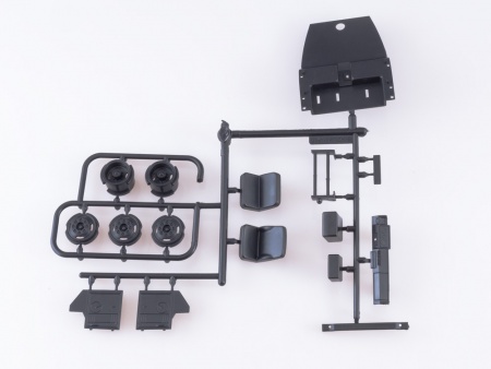 1257KIT Сборная модель ЗИЛ-133Г4 бортовой (с тентом) AVD Models