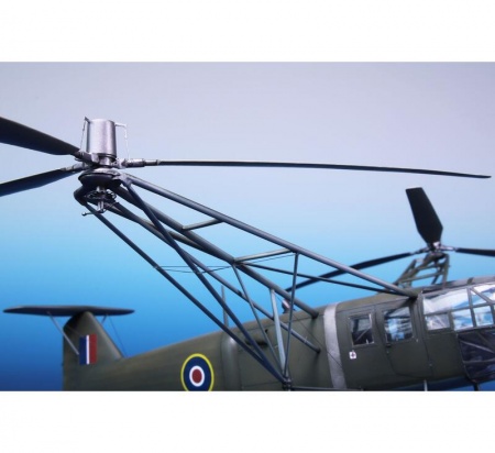 SH48201 Focke Achgelis FA 223 Drache Captured Special Hobby