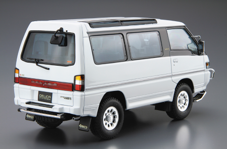 06139 Mitsubishi Delica Star Wagon'91 Aoshima