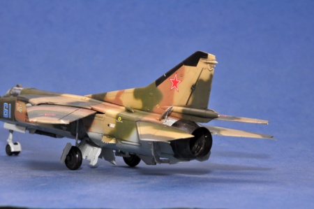 5803P Mig-27M Flogger J 17 Trumpeter