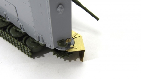 MD 035450 Т-70Б надгусеничные полки (Звезда)