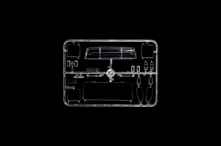 3943ИТ Автомобиль MERCEDES BENZ 2238 6x4 Italeri