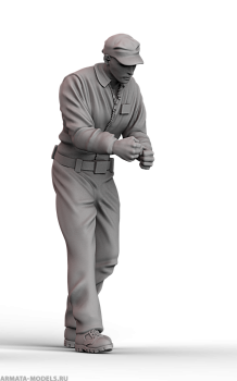 AM4893 Техник осматривает пушку AM4893 Техник осматривает пушку