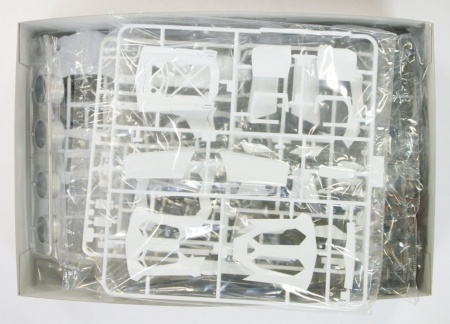 05866 Lamborghini Aventador LP700-4 Roadster '12 Aoshima 05866 Lamborghini Aventador LP700-4 Roadster '12 Aoshima