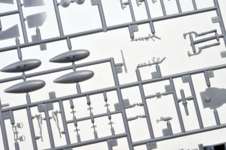 4817 Советский истребитель Як-1Б (Soviet fighter Yak-1b) Звезда