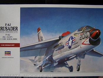 07226 Самолет F-8J Crusader PT26 07226 Самолет F-8J Crusader PT26