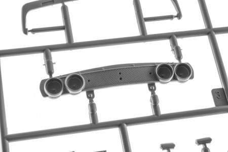 21144-Автомобиль ISUZU 117 COUPE EARLY VER Hasegawa