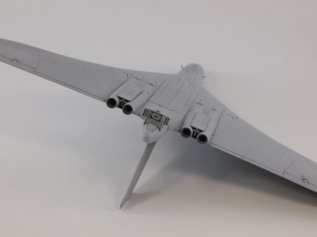 L1002 R.A.F Vulcan K.2 Tanker Great Wall