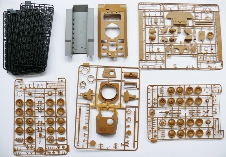 35361 Pz.Kpfw. V Panther Ausf.D, Германский танк ІІ Мировой войны ICM