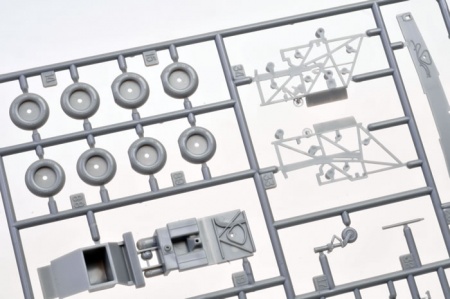 4817 Советский истребитель Як-1Б (Soviet fighter Yak-1b) Звезда