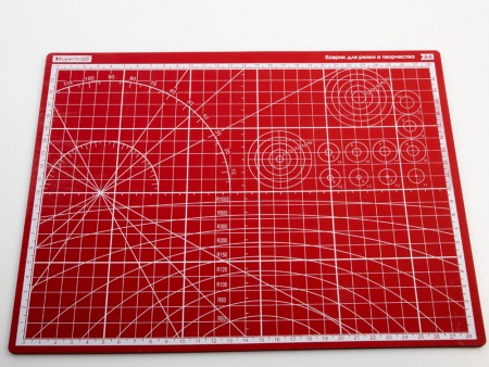 100111RK Коврик для резки стандарт красный А4, 3 слоя