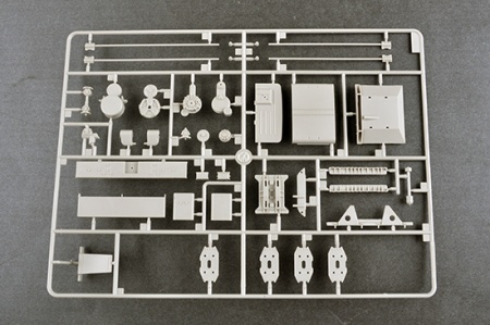 01079P Колесный эвакуационный тягач КЭТ-Т Trumpeter