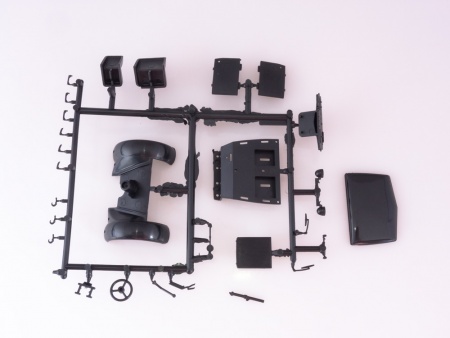 1374AVD Сборная модель МАЗ-205 самосвал AVD Models